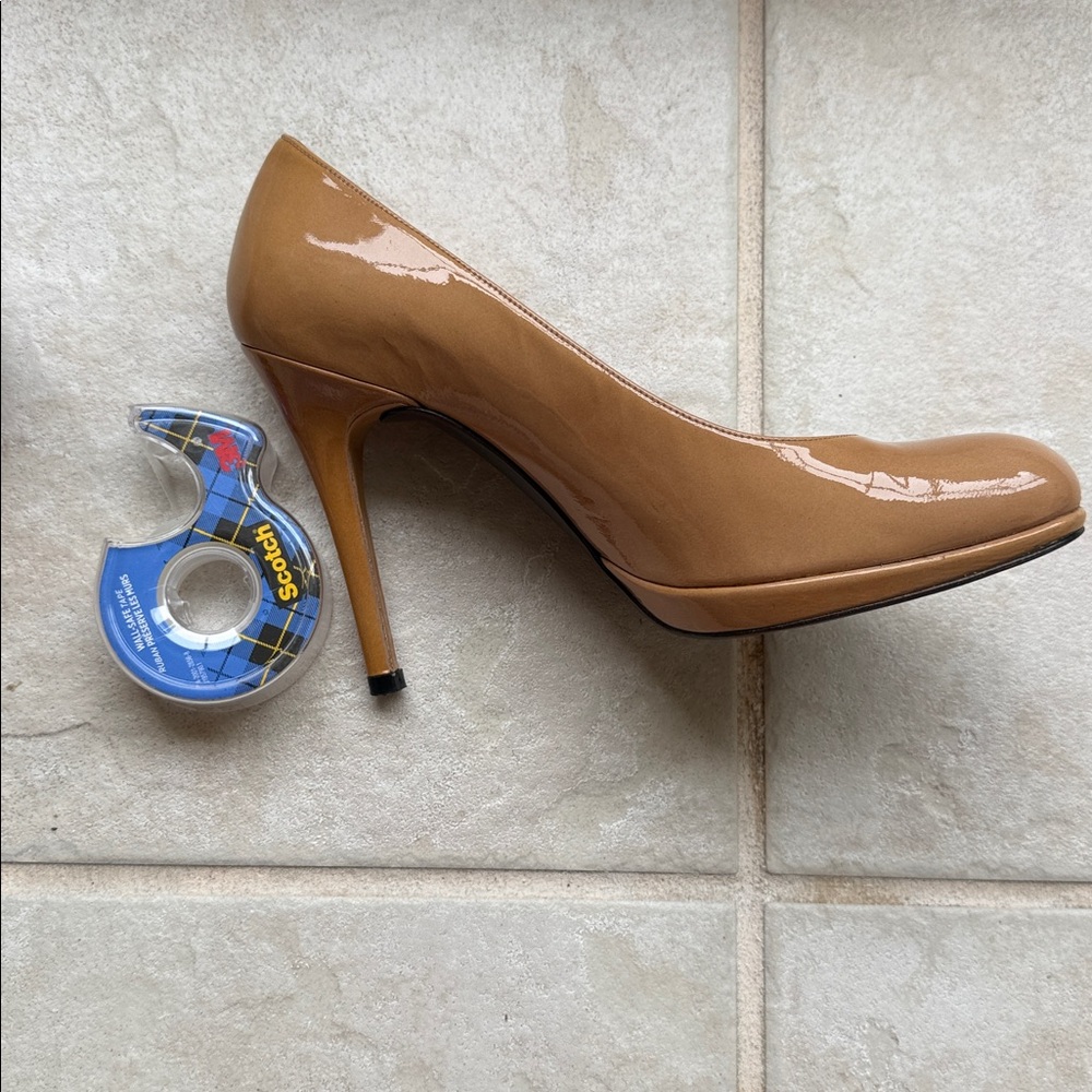 Stuart Weitzman Heels - Picture 10 of 11